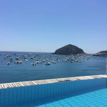 Chloe By My Collection Villa Ischia